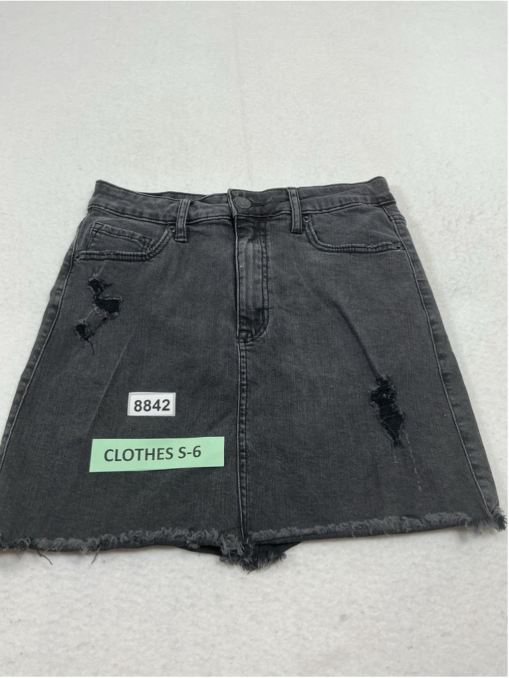 Womans Aero Distressed Jean Skirt Size 2 Black